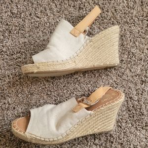 TOMS “Monica” Natural Oxford Women’s Wedges. Size 8.